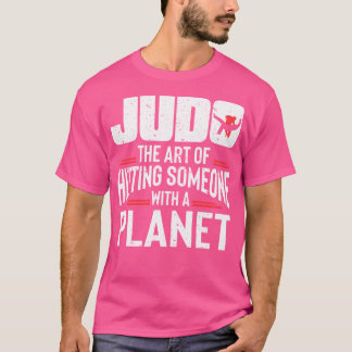 De kunst van het slaan van iemand met een planeet t-shirt