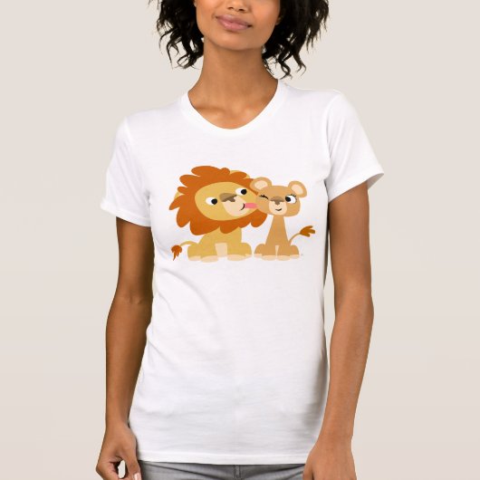 De kus: Cute Cartoon Lion Coupes T-shirt (Voorkant)