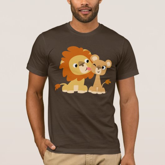 De kus: Cute Cartoon Lion Couple T-shirt (Voorkant)