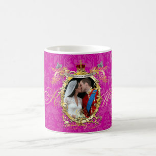 De kus, de bruiloft van Will+kate, de kleur van de Koffiemok