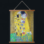De Kus, Gustav Klimt Hangend Wandkleed<br><div class="desc">Gustav Klimt (14 juli 1862 - 6 februari 1918) was een Oostenrijkse symboliek schilder en een van de meest prominente leden van de Wenen Secessiebeweging. Klimt wordt genoteerd voor zijn schilderijen, moorden, schetsen en andere voorwerpen. Naast zijn figuurwerk, dat onder meer bestaat uit aantijgingen en portretten, schilderde hij landschappen. Onder...</div>