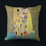 De kus van Gustav Klimt,  Art Nouveau Kussen<br><div class="desc">De Kiss (Der Kuss) (1907/08) van Gustav Klimt is waarschijnlijk zijn beroemdste werk. Klimt begon er in 1907 aan te werken en het is het hoogtepunt van zijn zogenaamde "Golden Period". De Kus is een Victoriaans Era Symbolisme, een mooie kunstliefde en romance schilderij met een romantisch koppel in verschillende tinten...</div>