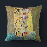 De kus van Gustav Klimt,  Art Nouveau Kussen<br><div class="desc">De Kiss (Der Kuss) (1907/08) van Gustav Klimt is waarschijnlijk zijn beroemdste werk. Klimt begon er in 1907 aan te werken en het is het hoogtepunt van zijn zogenaamde "Golden Period". De Kus is een Victoriaans Era Symbolisme, een mooie kunstliefde en romance schilderij met een romantisch koppel in verschillende tinten...</div>