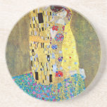De kus van Gustav Klimt,  Art Nouveau Zandsteen Onderzetter<br><div class="desc">De Kiss (Der Kuss) (1907/08) van Gustav Klimt is waarschijnlijk zijn beroemdste werk. Klimt begon er in 1907 aan te werken en het is het hoogtepunt van zijn zogenaamde "Golden Period". De Kus is een Victoriaans Era Symbolisme, een mooie kunstliefde en romance schilderij met een romantisch koppel in verschillende tinten...</div>