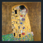 De kus van Gustav Klimt Foto Afdruk<br><div class="desc">De Kus van Gustav Klimt The Kiss is een oliescanvas met goudblad, zilver en platina. van de Oostenrijkse symbolistische schilder Gustav Klimt. Het werd ooit geschilderd in 1907 en 1908, op het hoogtepunt van wat wetenschappers zijn "Gouden Periode" noemen. De Kus heeft sinds zijn voltooiing in 1908 het publiek enthousiast...</div>