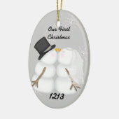 De kussende Sneeuwmannen huwden Onze 1st Keramisch Ornament (Links)