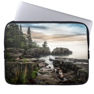 De kust van het meer van Superior Minnesota Laptop Sleeve
