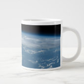 De kustlijn van Kenia en Somalië langs de Indische Grote Koffiekop (Rechts)