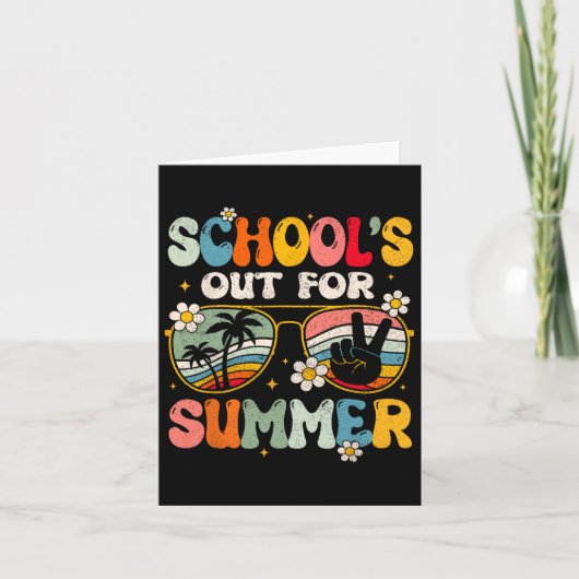 De laatste schooldag is uit voor Summer Teacher Bo Kaart (Voorkant)