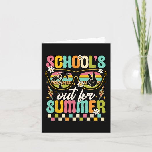 De laatste schooldag is uit voor Summer Teacher Bo Kaart (Voorkant)