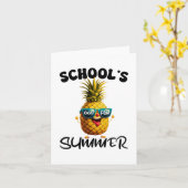 De laatste schooldag is uit voor Summer Teacher Bo Kaart (Gele Bloem)