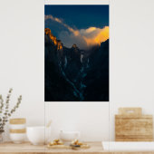 De laatste zonadem op de majestueuze bergen poster (Keuken)