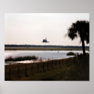 De landing van Space Shuttle Atlantis (STS-81) Poster