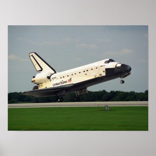 De landing van Space Shuttle Atlantis (STS-84) Poster (Voorkant)