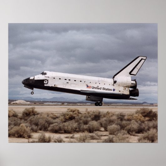 De landing van Space Shuttle Atlantis (STS-98) Poster (Voorkant)