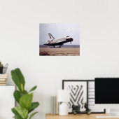 De landing van Space Shuttle Atlantis (STS-98) Poster (Thuiskantoor)