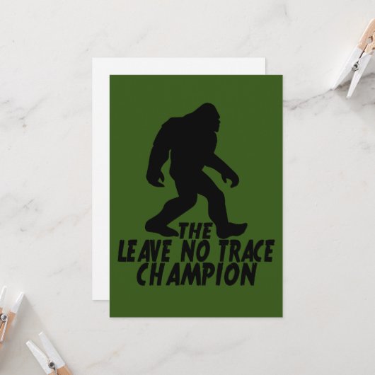 De Leave No Trace Kampioen Funny Bigfoot Kaart (Voorkant / Achterkant in situ)