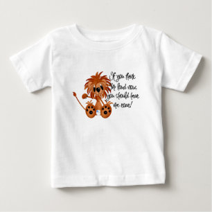 De Leeuw van het baby hoort me de T-shirts en de