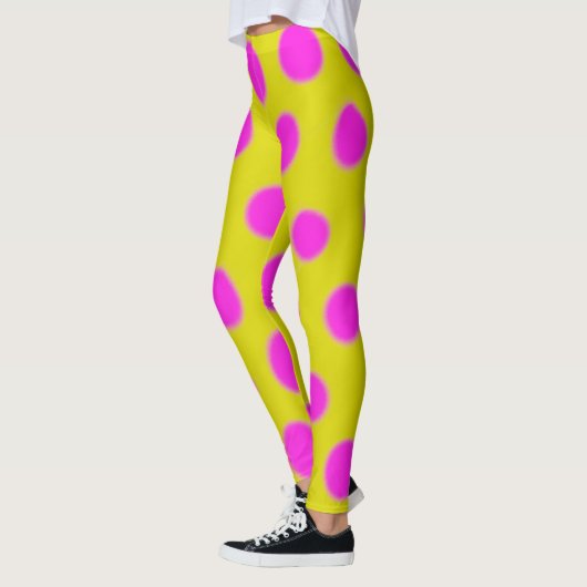 De Leggings van de roze Vrouwen van Stippen (Links)