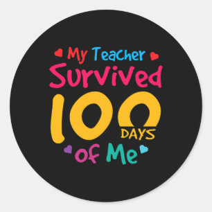 De leraar overleefde 100 dagen van mij ronde sticker