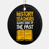 De leraren van de geschiedenis brengen altijd het  keramisch ornament (Links)