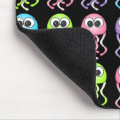 De leuke Kwallen Zwarte Mousepad van de Regenboog Muismat (Hoek)