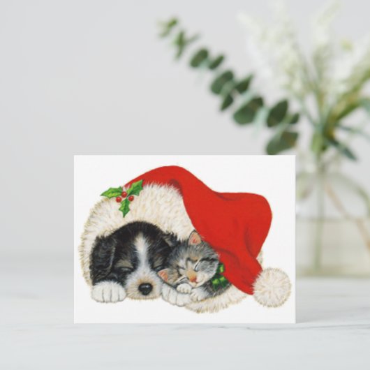 De leuke Slaap van het Puppy en van het Katje in Feestdagenkaart (Staand voorkant)
