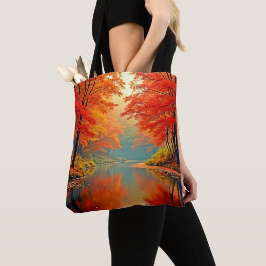 De levendige Autumn Forest River Tote Bag (Dichtbij)