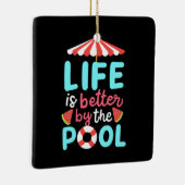 De levenszwemmer is beter voor de pool keramisch ornament (Rechts)