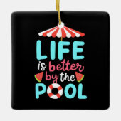 De levenszwemmer is beter voor de pool keramisch ornament (Voorkant)