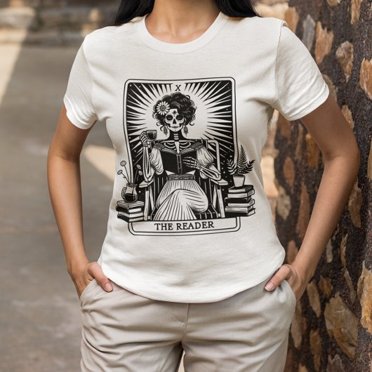De lezer Tarot Kaart Shirt – Mystieke boekenliefhe