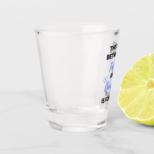 De liefde tussen vader en dochter is bl shot glas (Links)