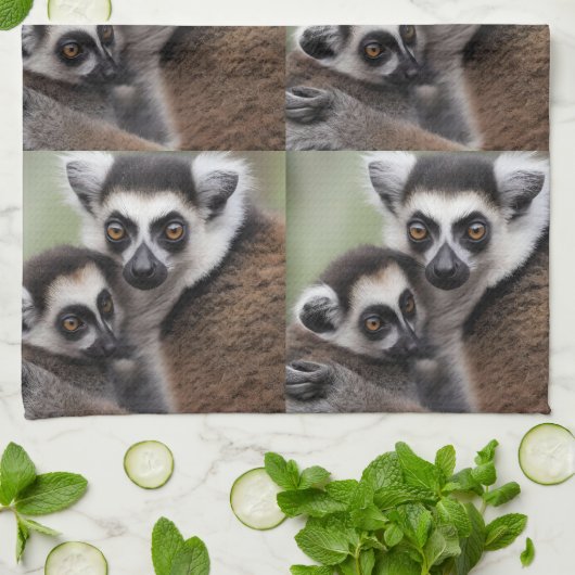 **"De liefde van een moeder: mama en Baby Lemur Kn Theedoek (Gevouwen)