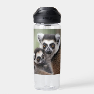 **"De liefde van een moeder: mama en Baby Lemur Kn Waterfles