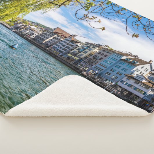 De Limmat-rivier, Zürich Sherpa Deken (3/4)