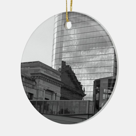 De link keramisch ornament (Links)