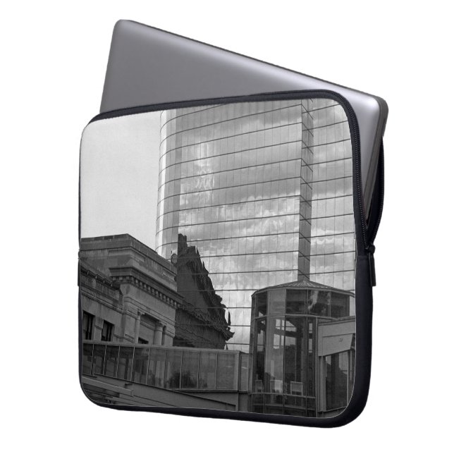 De link laptop sleeve (Voorkant Links)