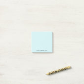 De logo, persoonlijke post-it notities van uw bedr post-it® notes (Op bureau)