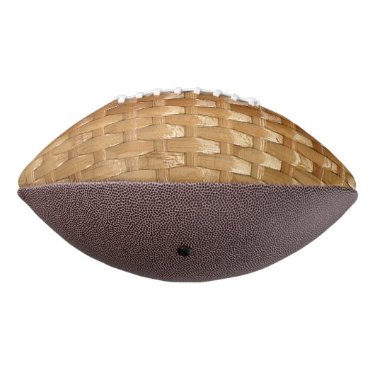 De look van Lacquer Wicker Basketweve Texture American Football (Gedraaid 270)
