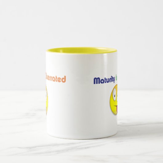 De looptijd is overschat tweekleurige koffiemok (Center)