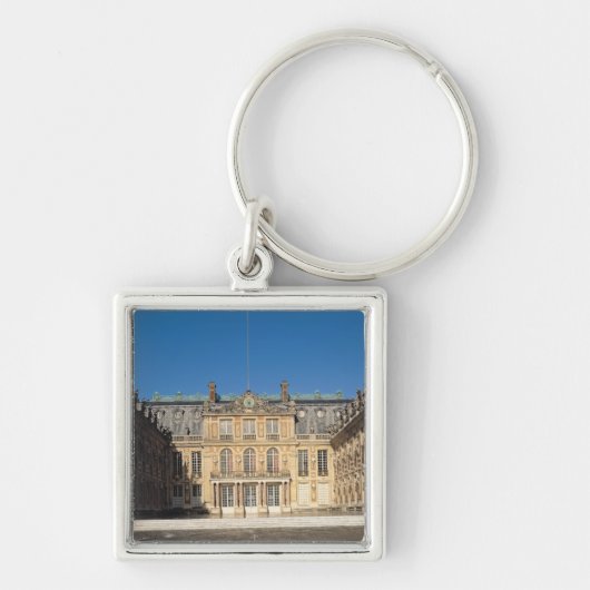 De Louis XIII Courtyard Sleutelhanger (Voorkant)