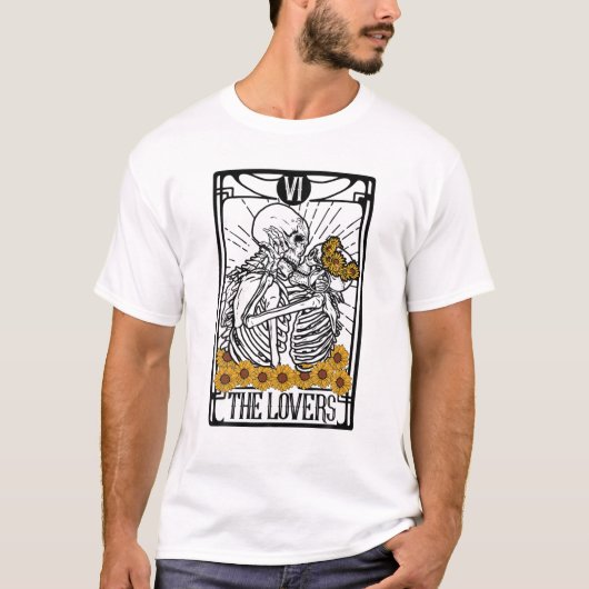 De Lovers Tarot-kaart leest heks esthetisch huis T-shirt (Voorkant)