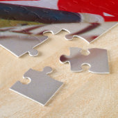 De luchtballon vliegt over de weg. legpuzzel (Zijkant)