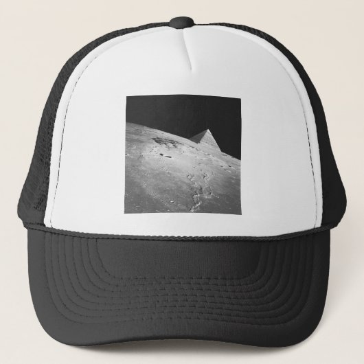 De Lunar-complot Trucker Pet (Voorkant)