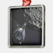 De Lunar CRater Observation Metalen Ornament (Links)