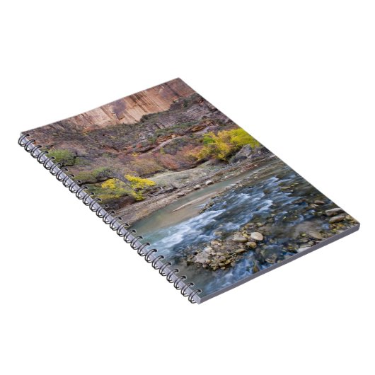 De maagd in de herfst in het Nationaal Park Zion Notitieboek (Rechterzijde)