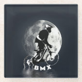 De maan achtervolgen - Mountain Biker Glazen Onderzetter (Voorkant)