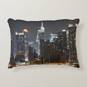 De maan gaat over Midtown New York. Accent Kussen