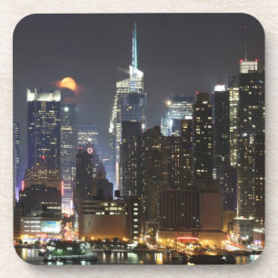 De maan gaat over Midtown New York. Bier Onderzetter