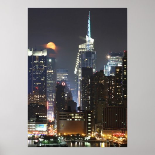 De maan gaat over Midtown New York. Poster (Voorkant)